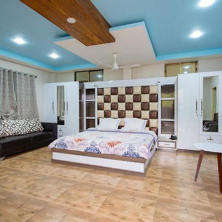 Radiant Club & Resort Imphal Exterior foto