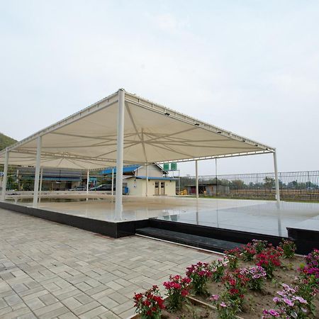 Radiant Club & Resort Imphal Exterior foto